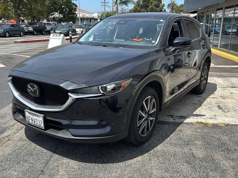 Used 2018 MAZDA CX-5 Touring w/ Preferred Equipment Package FWD image 1