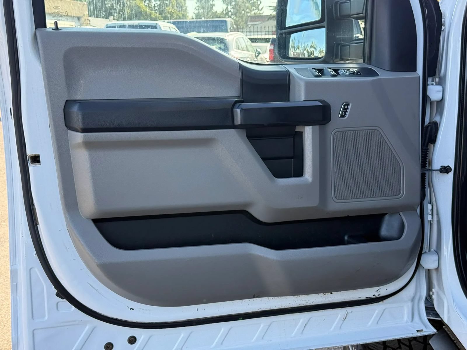 Used 2019 Ford F250 XL w/ Power Equipment Group AWD/4WD image 12