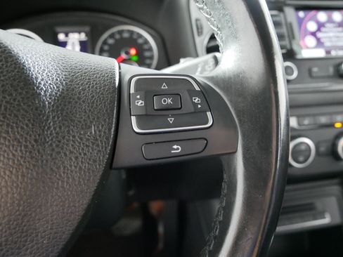 Used 2013 Volkswagen Tiguan SEL AWD/4WD image 28