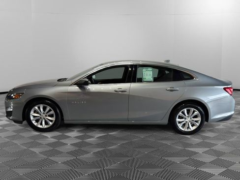 Used 2024 Chevrolet Malibu LT FWD image 2