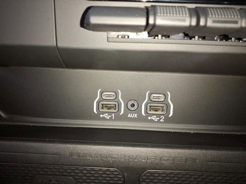 Used 2025 RAM 1500 Big Horn image 11