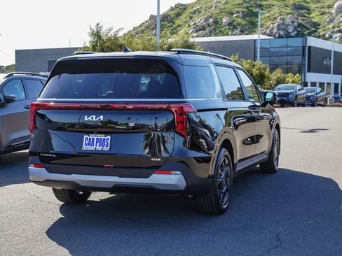 New 2026 Kia Carnival EX FWD image 7
