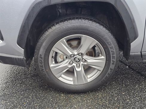 Used 2025 Toyota RAV4 XLE image 11
