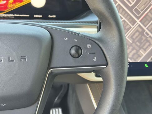 Used 2024 Tesla Model X Plaid image 14