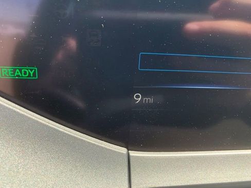 New 2026 Toyota Prius XLE FWD image 17