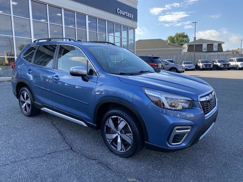 Used 2021 Subaru Forester Touring image 9