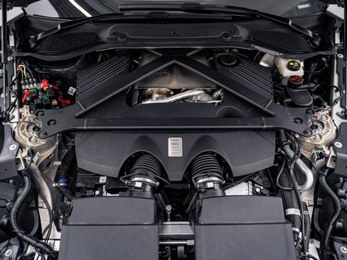 Used 2024 Aston Martin DB12 Coupe image 35