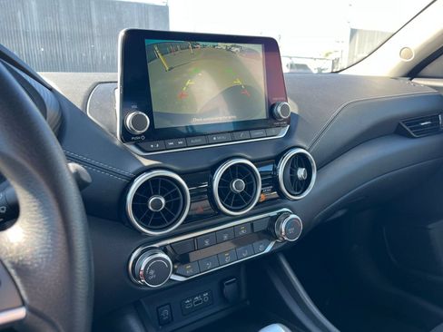 Used 2025 Nissan Sentra SV FWD image 19