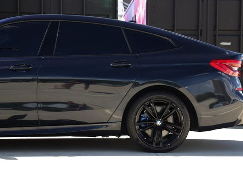 Used 2018 BMW 640i Gran Turismo xDrive w/ M Sport Package AWD/4WD image 31