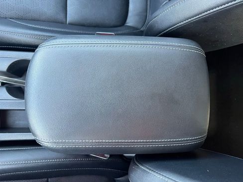 Used 2021 Kia Seltos SX w/ SX Sunroof Package image 30