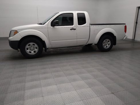 Used 2021 Nissan Frontier S image 2