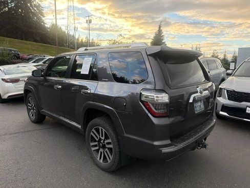 Used 2017 Toyota 4Runner Limited AWD/4WD image 2