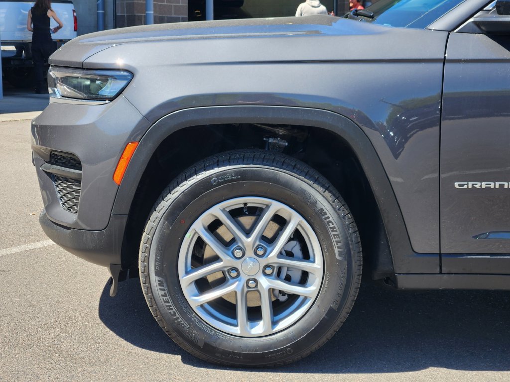 New 2026 Jeep Grand Cherokee Laredo X AWD/4WD image 9