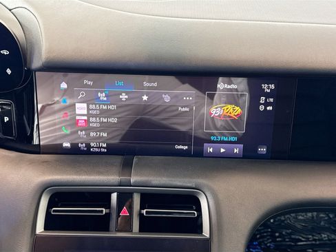 Certified 2023 Porsche Taycan 4S image 15