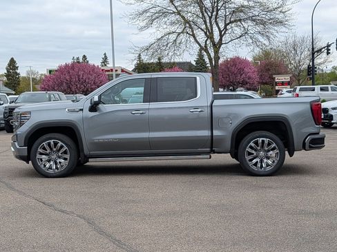 New 2026 GMC Sierra 1500 Denali w/ Denali Reserve Package AWD/4WD image 7
