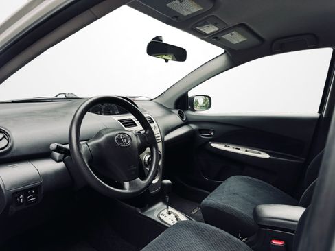 Used 2008 Toyota Yaris Sedan FWD image 5