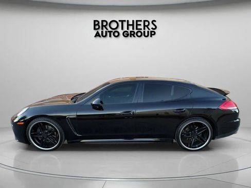 Used 2014 Porsche Panamera 4 image 4