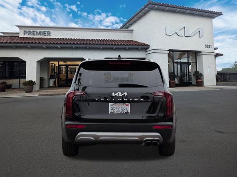 Certified 2022 Kia Telluride S FWD image 7