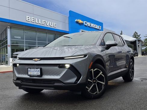 New 2026 Chevrolet Equinox EV LT image 1