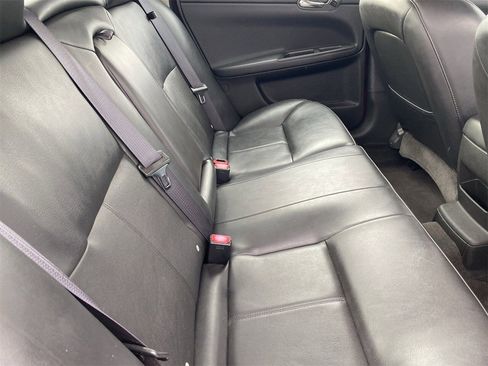 Used 2014 Chevrolet Impala LTZ image 11