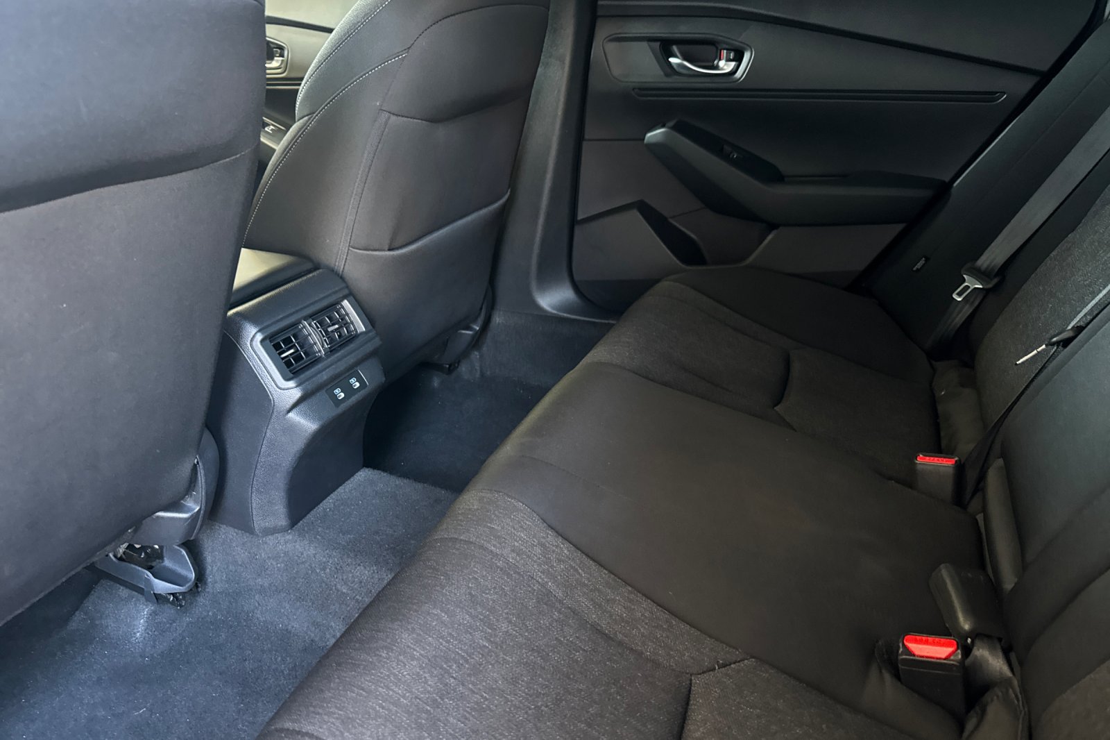 Certified 2025 Honda Accord SE image 12
