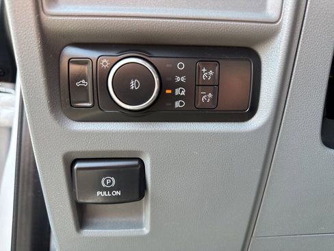 Used 2021 Ford F150 XLT image 49