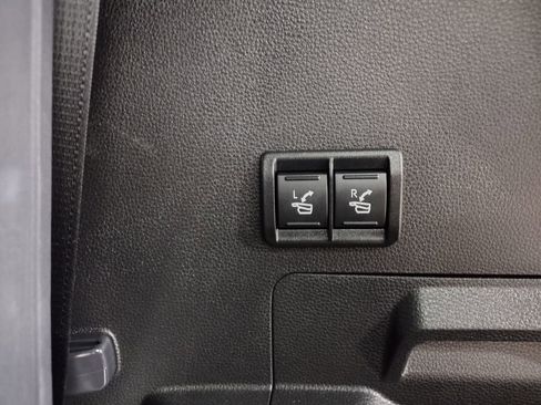 Used 2023 Toyota Sequoia Limited w/ TRD Off-Road Package AWD/4WD image 17