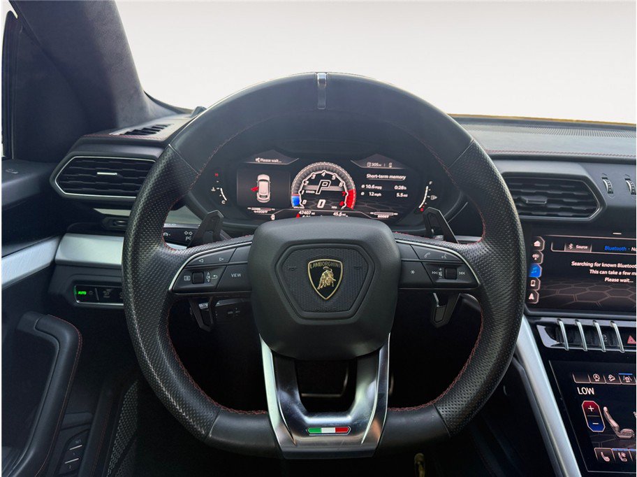 Used 2019 Lamborghini Urus AWD/4WD image 12
