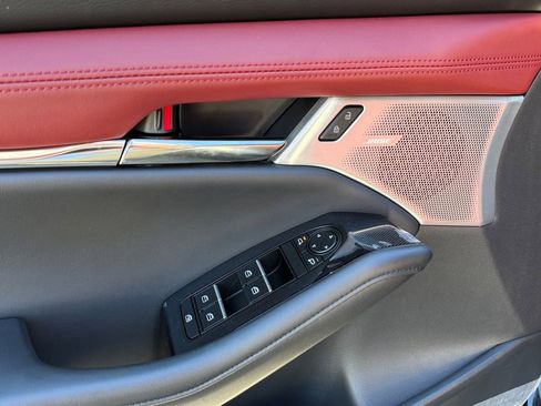 New 2026 MAZDA MAZDA3 2.5 S Hatchback w/ Premium Pkg image 17