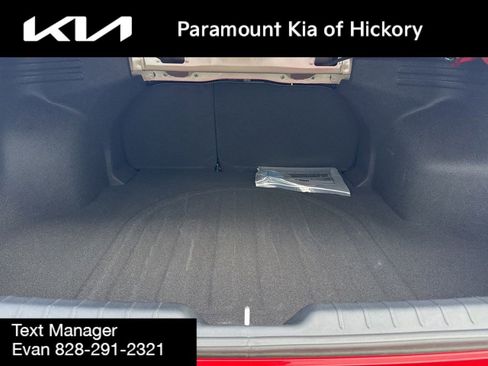 Used 2025 Kia K4 GT-Line image 11