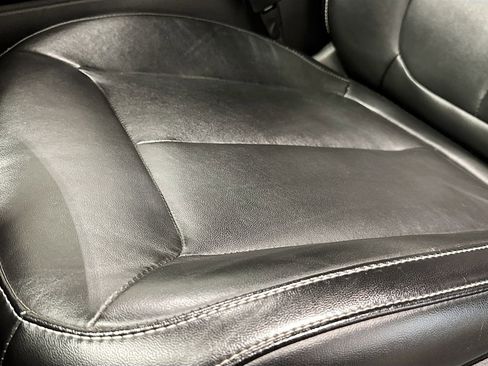 Used 2021 Jeep Grand Cherokee L Limited image 16