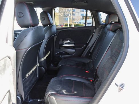 Certified 2022 Mercedes-Benz GLA 250 4MATIC image 19