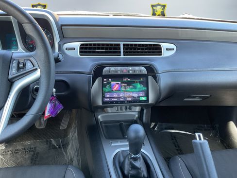 Used 2015 Chevrolet Camaro LS RWD image 13