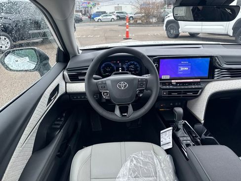 New 2026 Toyota Camry XLE AWD/4WD image 11