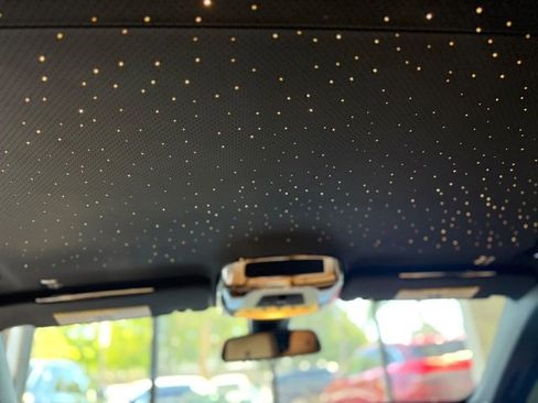 Used 2019 Rolls-Royce Wraith image 37