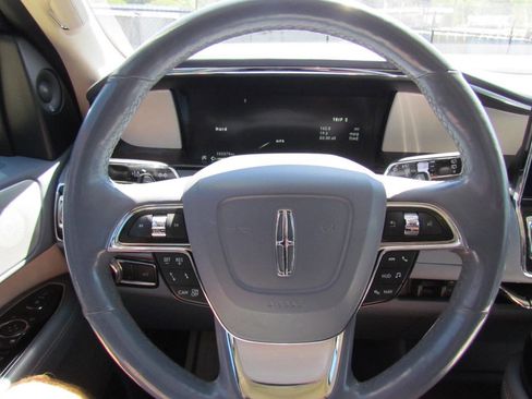 Used 2019 Lincoln Navigator L Black Label w/ Cargo Package AWD/4WD image 24