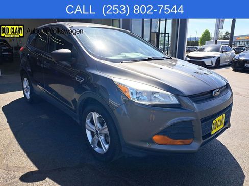 Used 2016 Ford Escape S FWD image 9
