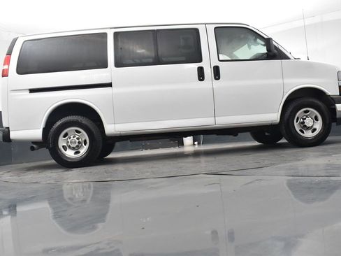 Used 2019 Chevrolet Express 3500 LT w/ LT Preferred Equipment Group image 25