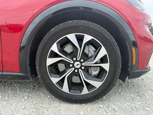 Used 2022 Ford Mustang Mach-E Premium RWD image 17