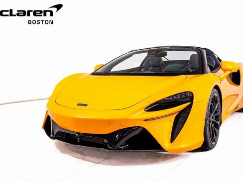 New 2026 McLaren Artura Spider image 11