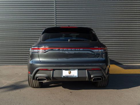 New 2025 Porsche Macan image 10