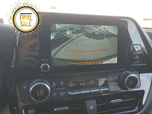 Certified 2024 Toyota Highlander XLE image 23