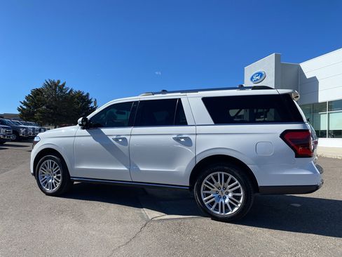 Used 2024 Ford Expedition Max Limited image 31