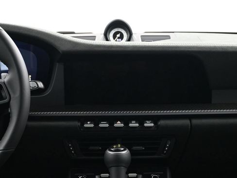 Certified 2026 Porsche 911 GT3 RWD image 9