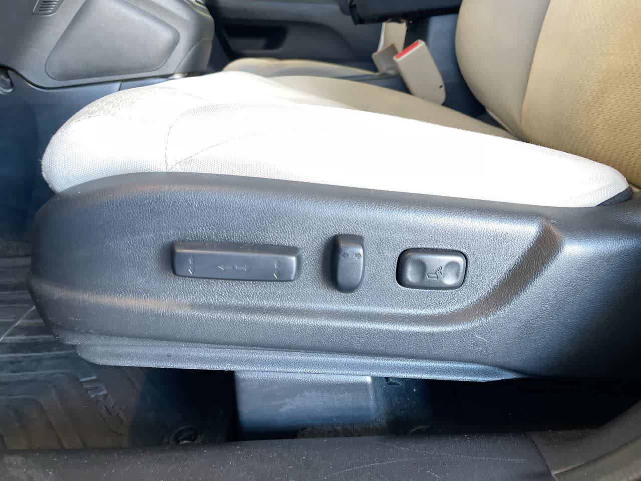 Used 2016 Honda CR-V EX image 12
