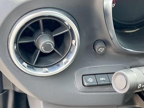 Used 2024 Chevrolet Camaro SS RWD image 10
