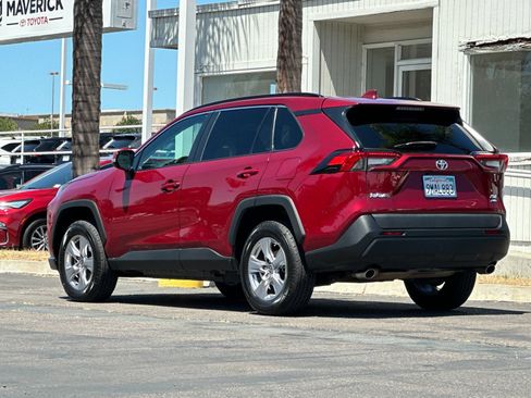 Used 2023 Toyota RAV4 XLE w/ Convenience Package AWD/4WD image 3