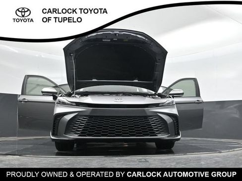 Used 2025 Toyota Camry SE FWD image 49