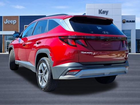 Used 2025 Hyundai Tucson SEL AWD/4WD image 3