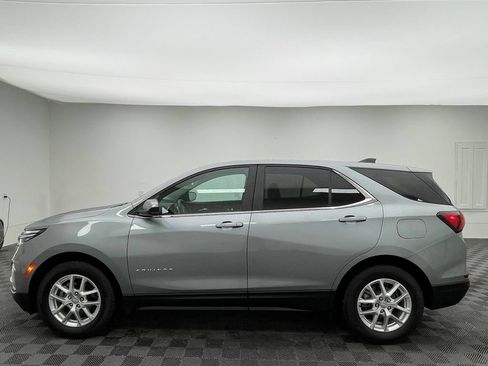 Used 2024 Chevrolet Equinox LT FWD image 12